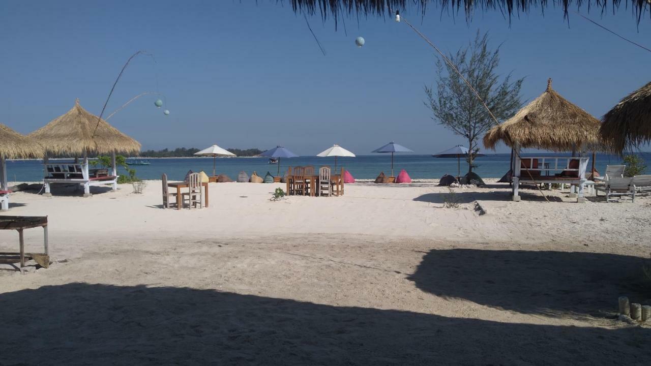 Sunset Gili Meno